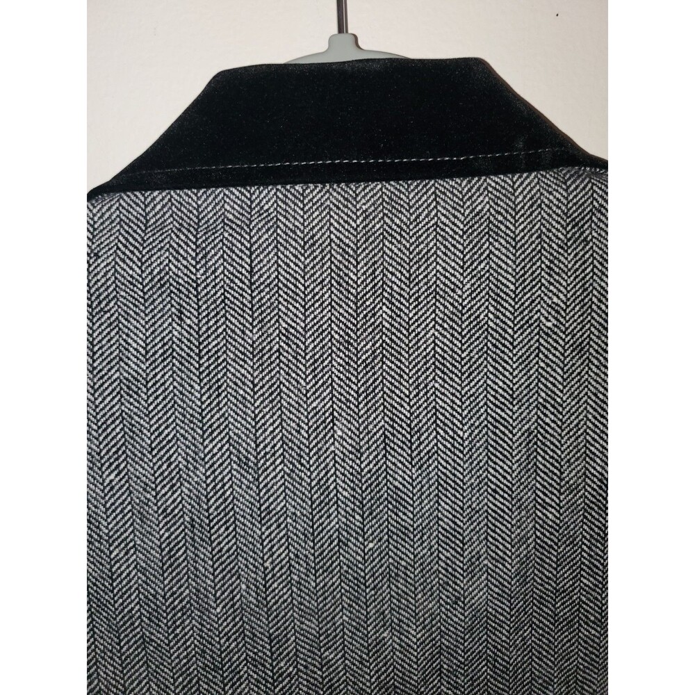 NorthStyle Herringbone Walking Coat Size M Gray Black Velvet Trim 3-Button... - Picture 7 of 16